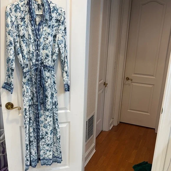 Magaschoni Blue Floral Long Sleeve Dress - Picture 1 of 7